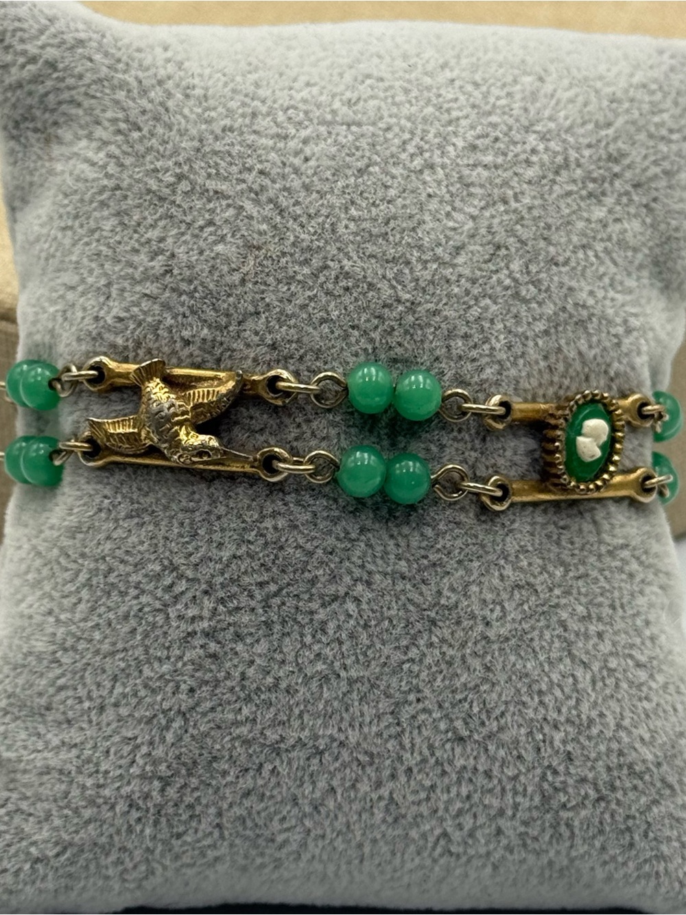 Vintage Goldette Green Bead Bracelet with Bird and Cameo Accents